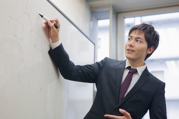 子どもが塾に通う場合、講師の質は最重要！　講師の質によって成績が格段に上がります